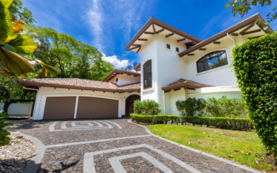 Espectacular casa en Eco Residencial Villa Real, Santa Ana