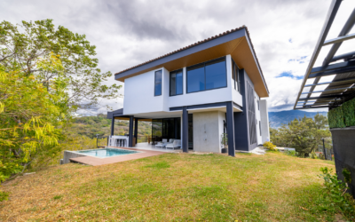 Exclusiva residencia con vista 260° en Villa Real | Santa Ana